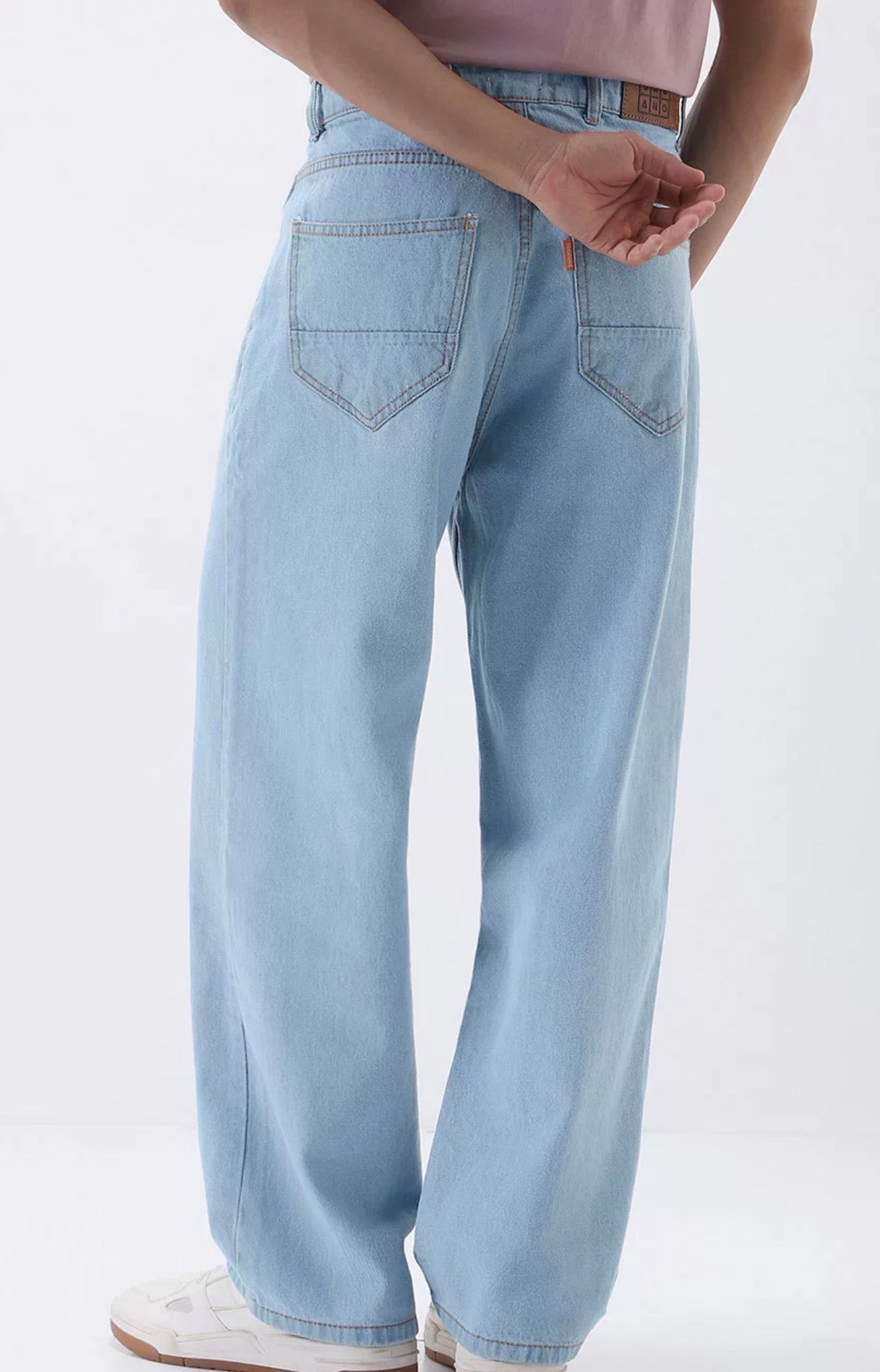 Men Loose Fit Washed Non-Stretchable Jeans